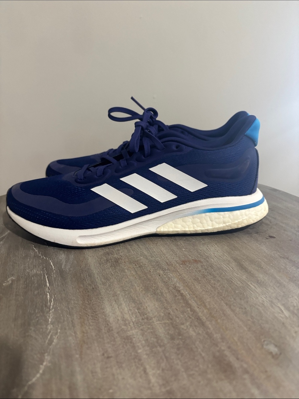 Men’s Adidas shoes supernova